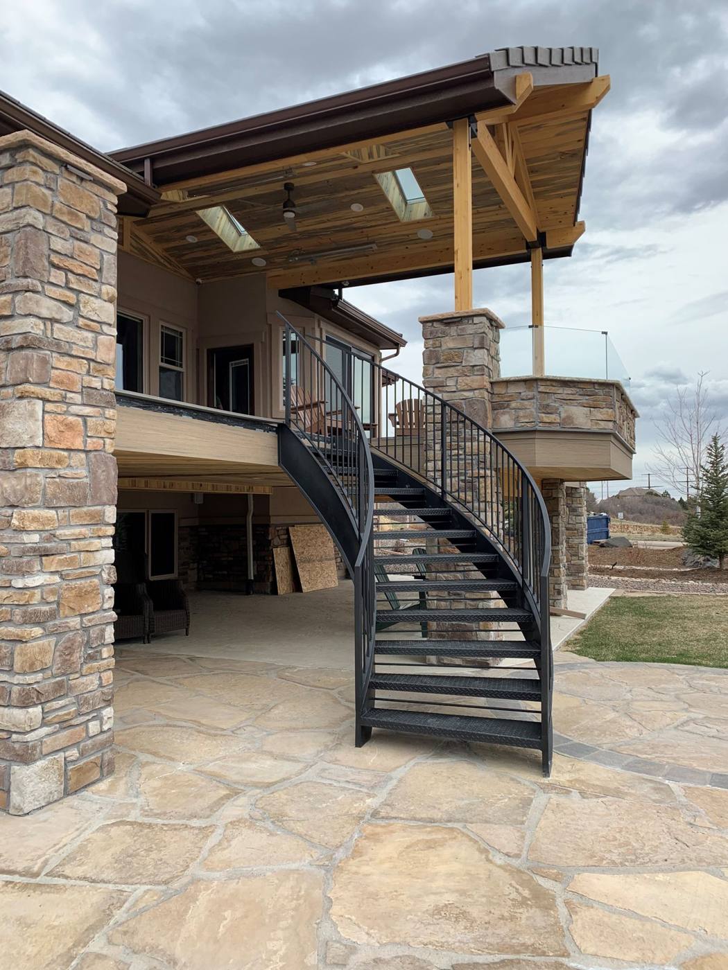 Curved steel stair