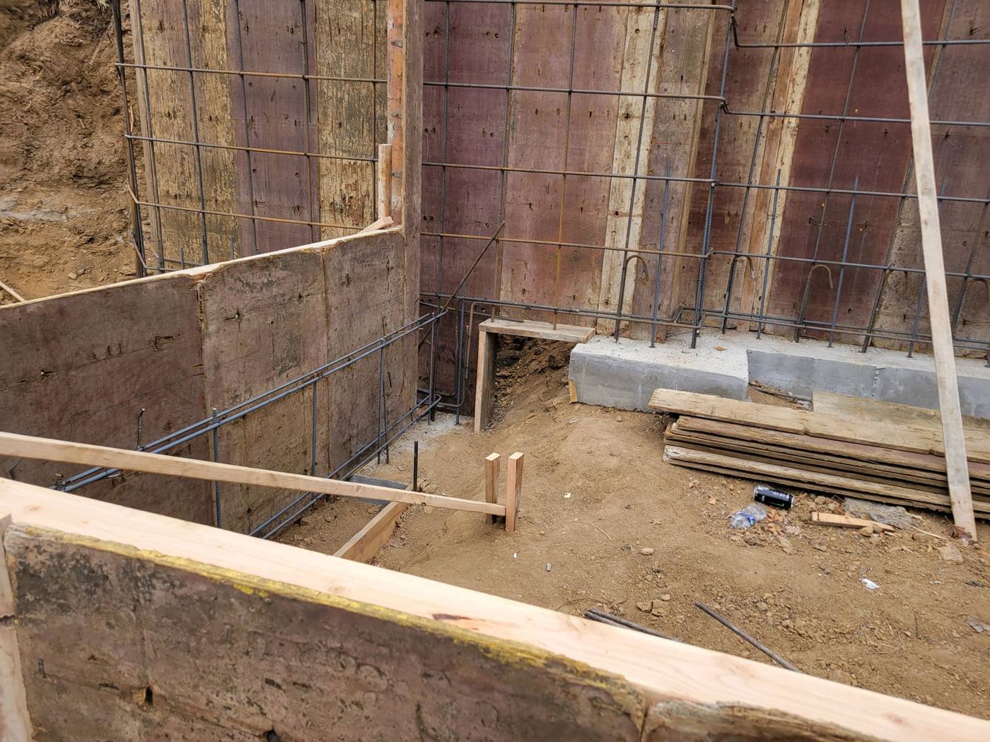 Formed walls and footings