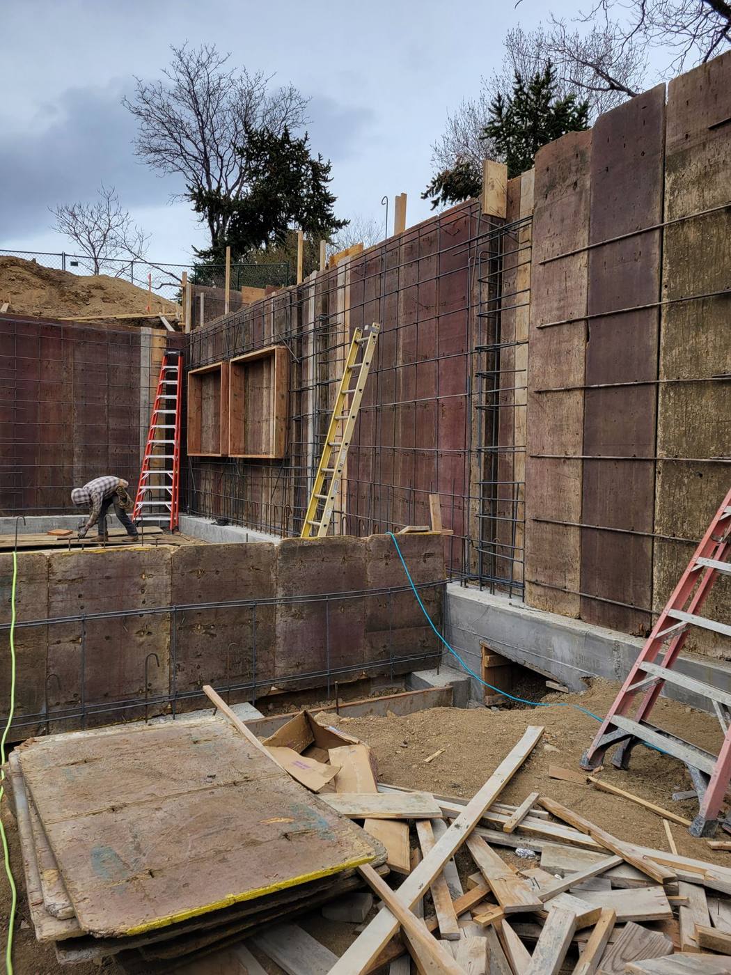 Wall forms from above