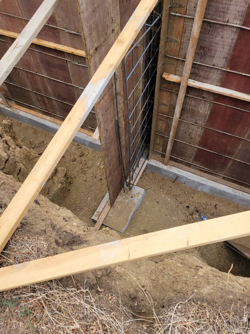 Corner reinforcing