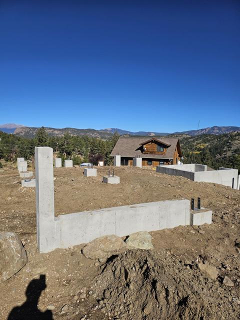 Concrete foundation wall